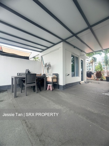 Phillips Avenue (D19), Terrace #514407271